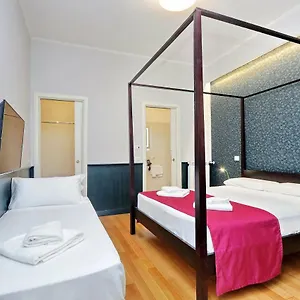 Vittoria Colonna Apartment